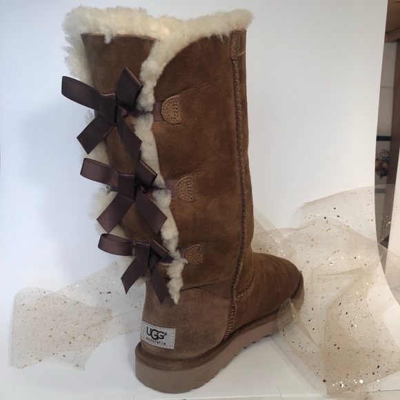 ugg bailey bow tall ii